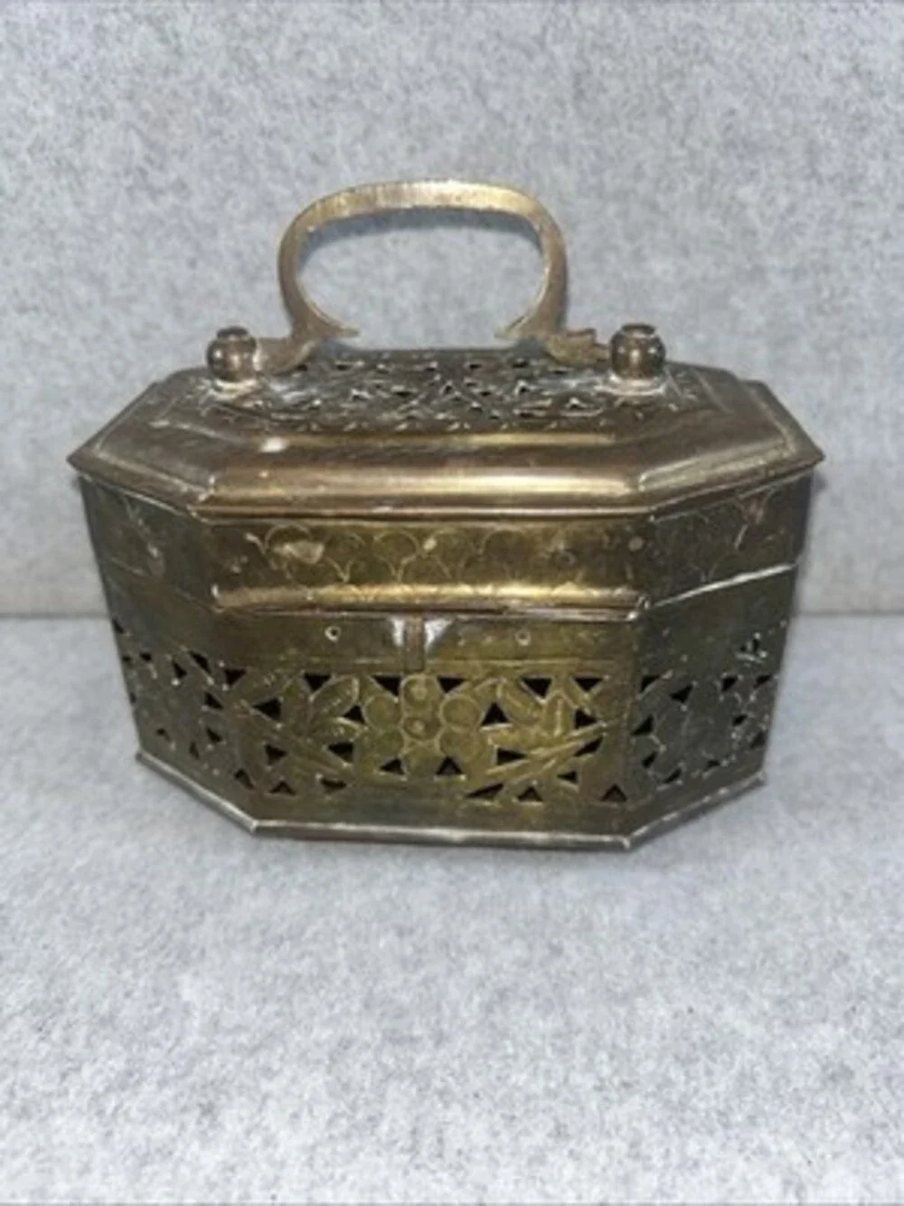 Brass Octagonal Latched Cricket Jewelry Box unpolished 5.5”x 4” Made In India